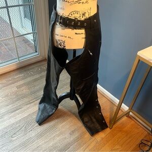 UNIK GENUINE LEATHER SNAP UP LACE UP WAIST chaps